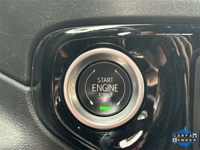Chevrolet Silverado 1500 Vehicle Full-screen Gallery Image 21