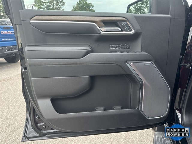 Chevrolet Silverado 1500 Vehicle Full-screen Gallery Image 26