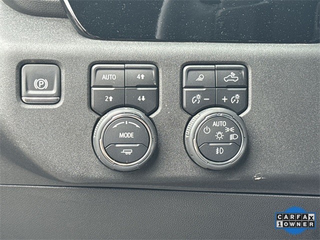 Chevrolet Silverado 1500 Vehicle Full-screen Gallery Image 39