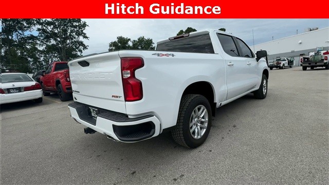 Chevrolet Silverado 1500 Vehicle Full-screen Gallery Image 10