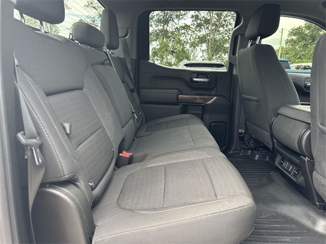 Chevrolet Silverado 1500 Vehicle Full-screen Gallery Image 29