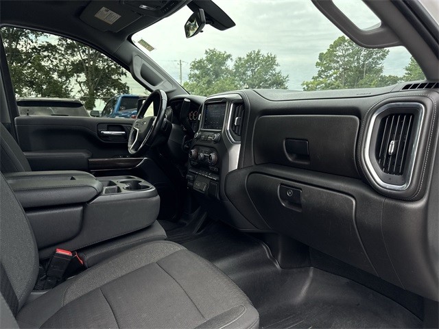 Chevrolet Silverado 1500 Vehicle Full-screen Gallery Image 31