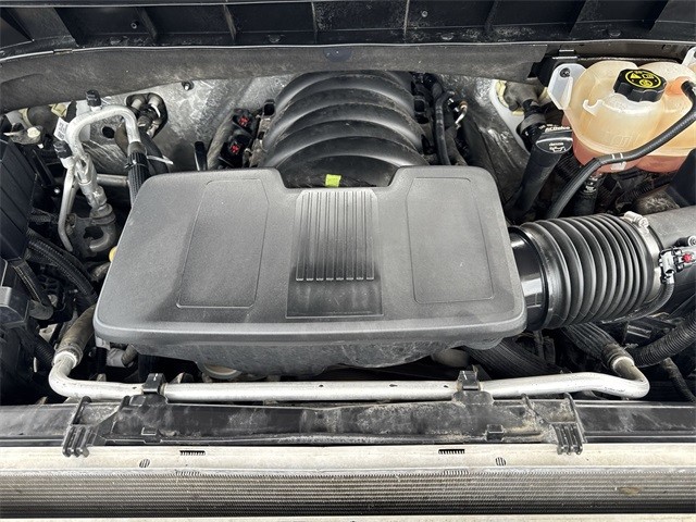 Chevrolet Silverado 1500 Vehicle Full-screen Gallery Image 32