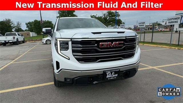 GMC Sierra 1500 Vehicle Full-screen Gallery Image 05