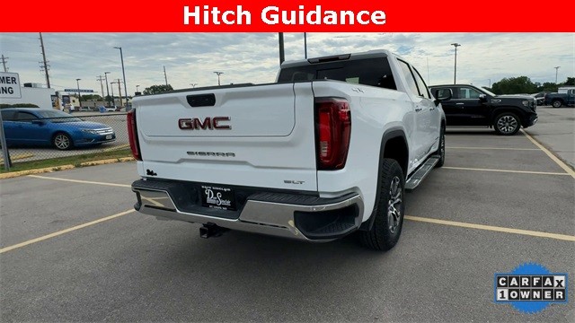 GMC Sierra 1500 Vehicle Full-screen Gallery Image 10