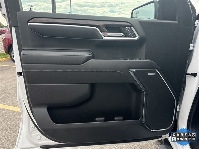 GMC Sierra 1500 Vehicle Full-screen Gallery Image 26