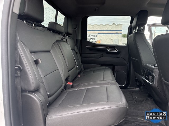 GMC Sierra 1500 Vehicle Full-screen Gallery Image 31