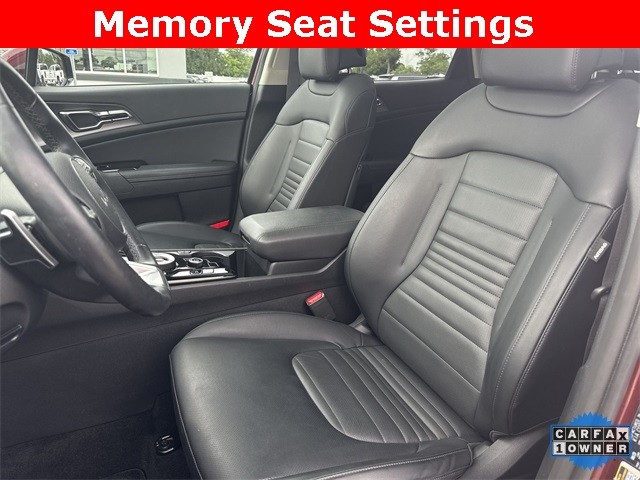 Kia Sportage Hybrid Vehicle Full-screen Gallery Image 24