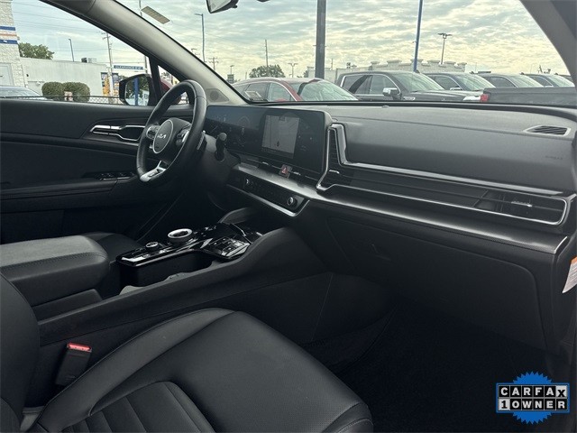 Kia Sportage Hybrid Vehicle Full-screen Gallery Image 34