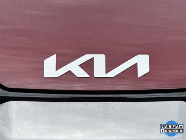 Kia Sportage Hybrid Vehicle Full-screen Gallery Image 36