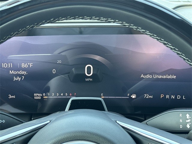 Buick Enclave Vehicle Full-screen Gallery Image 15