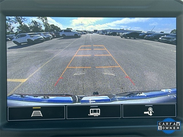 GMC Sierra 1500 Vehicle Full-screen Gallery Image 18