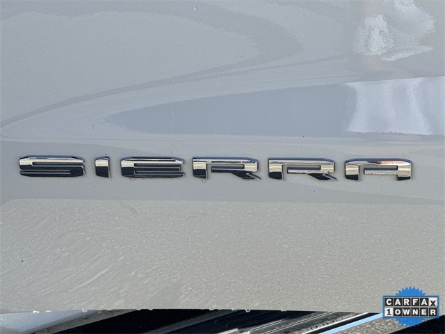 GMC Sierra 1500 Vehicle Full-screen Gallery Image 34