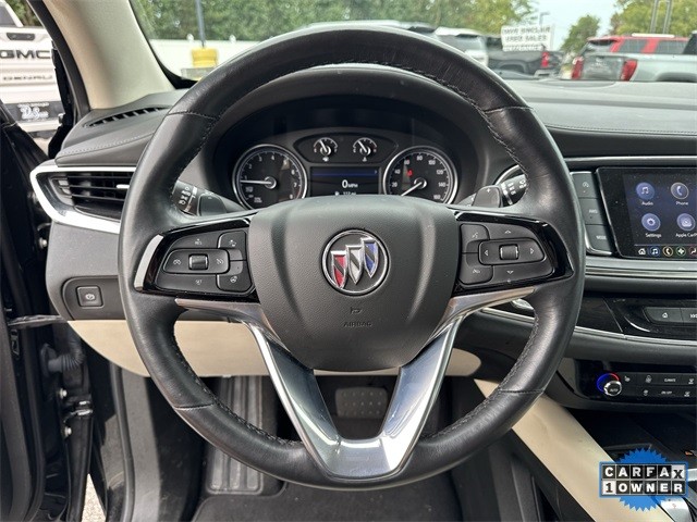 Buick Enclave Vehicle Full-screen Gallery Image 14