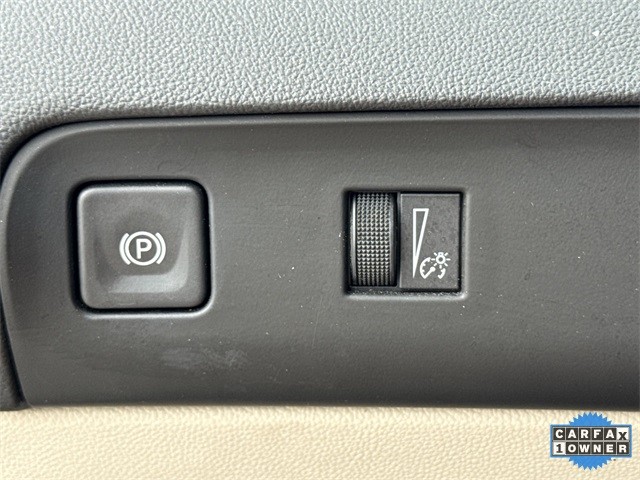 Buick Enclave Vehicle Full-screen Gallery Image 37