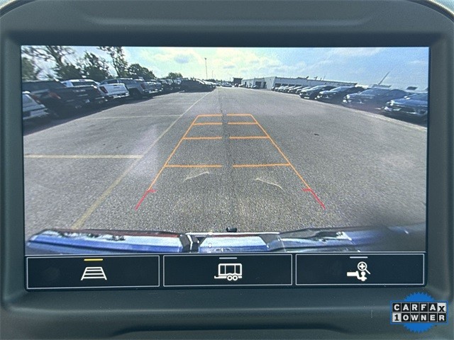 GMC Sierra 1500 Limited Vehicle Full-screen Gallery Image 18