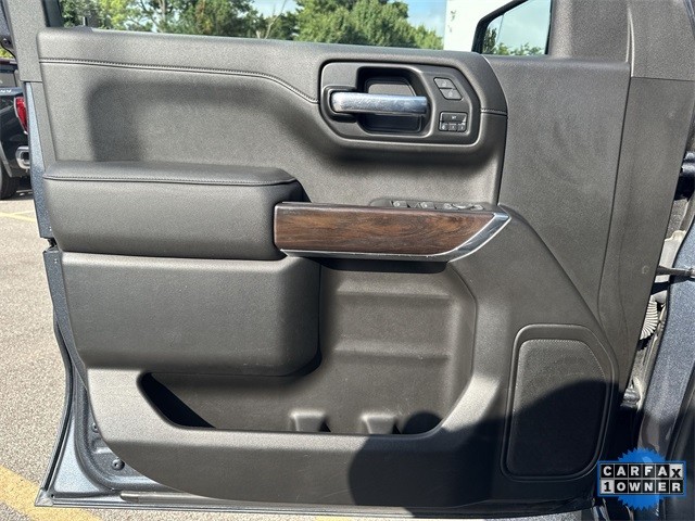 GMC Sierra 1500 Limited Vehicle Full-screen Gallery Image 25