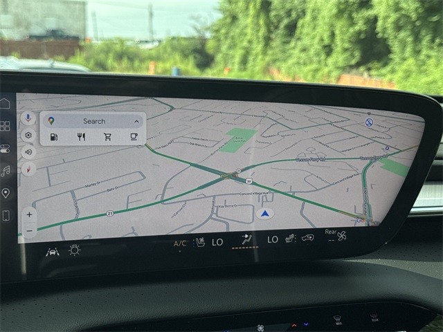 Buick Enclave Vehicle Full-screen Gallery Image 18