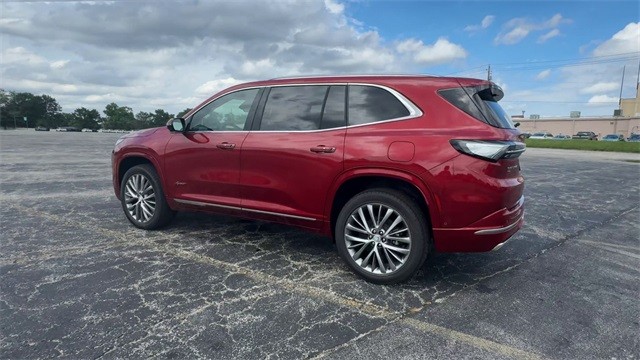 Buick Enclave Vehicle Full-screen Gallery Image 06