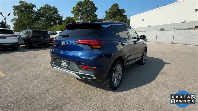 Buick Encore GX Vehicle Full-screen Gallery Image 10