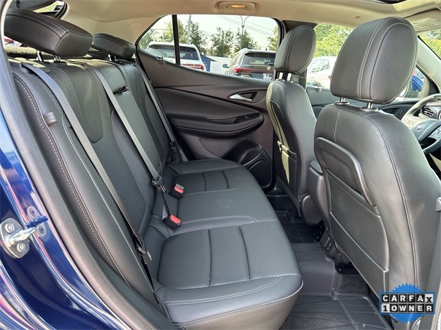 Buick Encore GX Vehicle Full-screen Gallery Image 29
