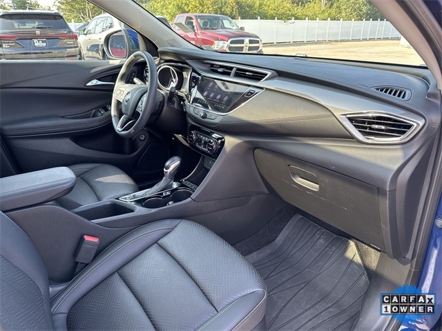 Buick Encore GX Vehicle Full-screen Gallery Image 31