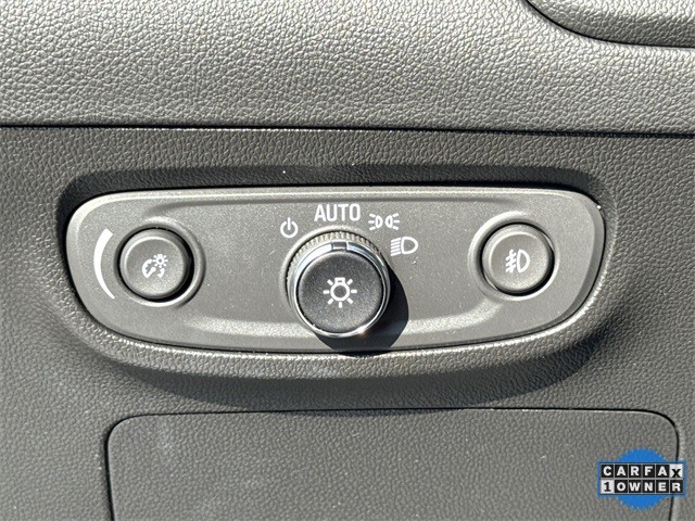 Buick Encore GX Vehicle Full-screen Gallery Image 37