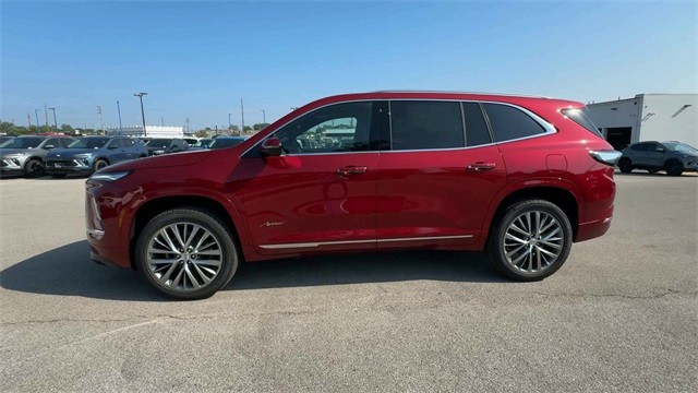 Buick Enclave Vehicle Full-screen Gallery Image 05