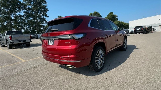 Buick Enclave Vehicle Full-screen Gallery Image 08