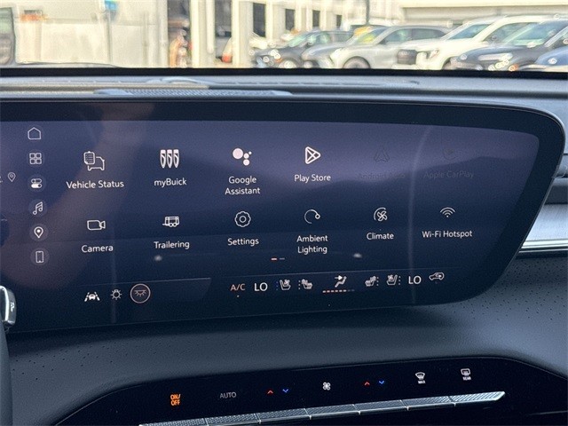 Buick Enclave Vehicle Full-screen Gallery Image 16