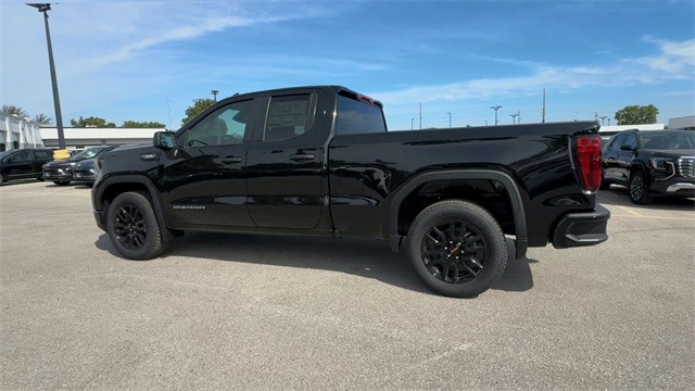 GMC Sierra 1500 Vehicle Full-screen Gallery Image 06
