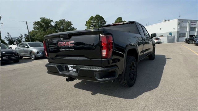 GMC Sierra 1500 Vehicle Full-screen Gallery Image 08