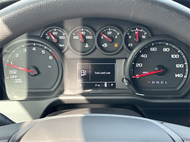 GMC Sierra 1500 Vehicle Full-screen Gallery Image 15