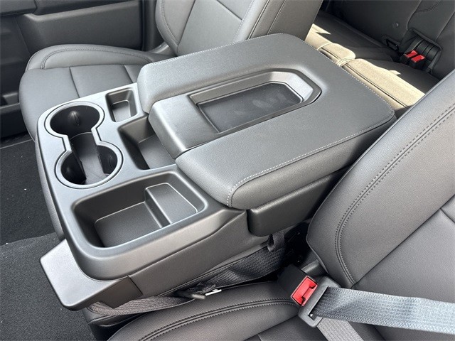 GMC Sierra 1500 Vehicle Full-screen Gallery Image 20