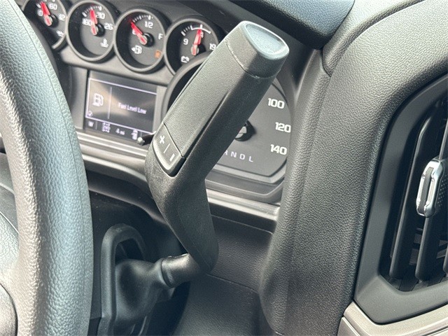 GMC Sierra 1500 Vehicle Full-screen Gallery Image 19
