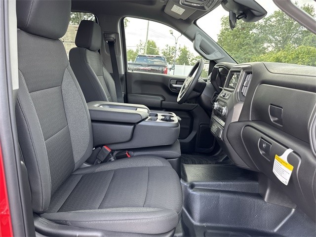 GMC Sierra 1500 Vehicle Full-screen Gallery Image 23