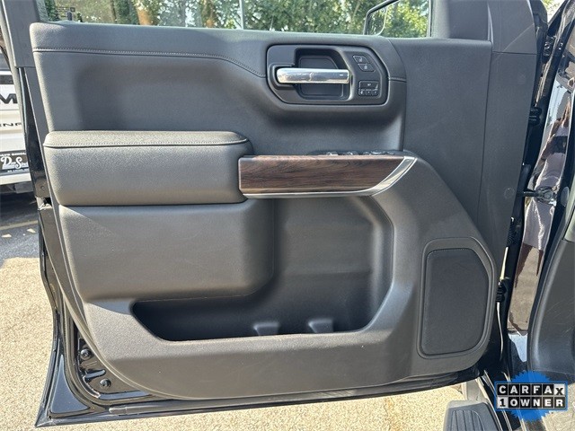 GMC Sierra 1500 Limited Vehicle Full-screen Gallery Image 25