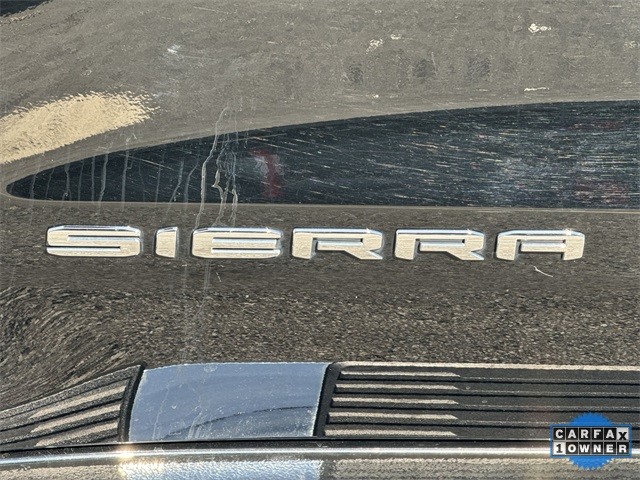 GMC Sierra 1500 Limited Vehicle Full-screen Gallery Image 34