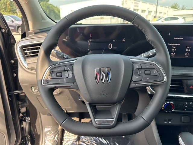 Buick Encore GX Vehicle Full-screen Gallery Image 14