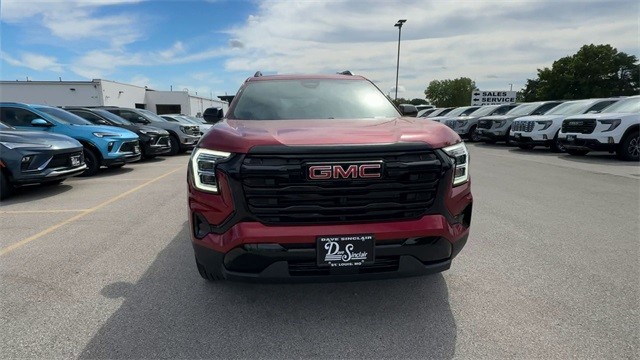 GMC Terrain Vehicle Full-screen Gallery Image 03