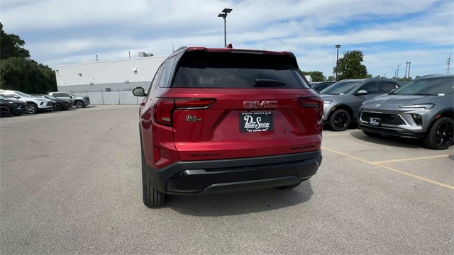 GMC Terrain Vehicle Full-screen Gallery Image 07