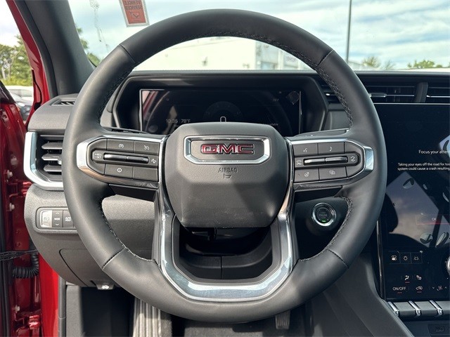 GMC Terrain Vehicle Full-screen Gallery Image 14