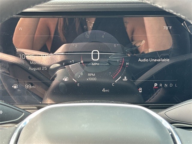 GMC Terrain Vehicle Full-screen Gallery Image 15