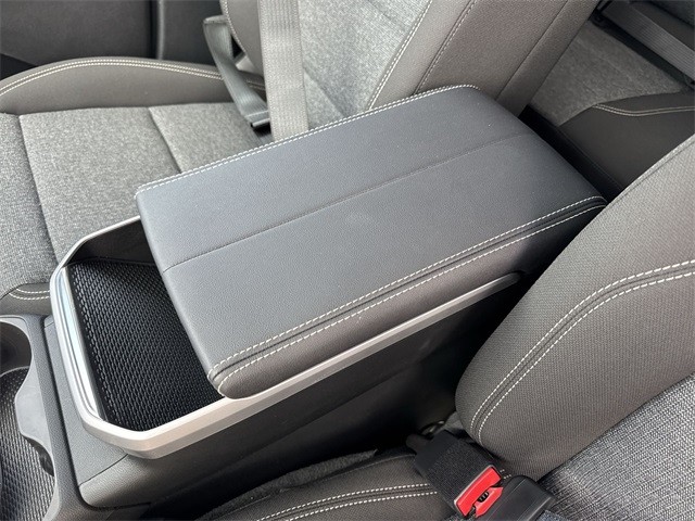 GMC Terrain Vehicle Full-screen Gallery Image 21