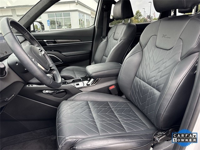 Kia Telluride Vehicle Full-screen Gallery Image 24