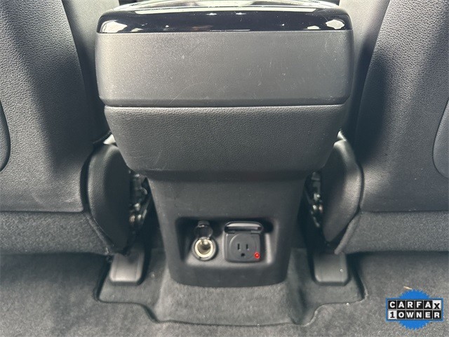 Kia Telluride Vehicle Full-screen Gallery Image 26