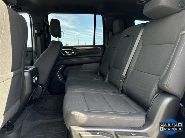 GMC Yukon XL Vehicle Full-screen Gallery Image 29