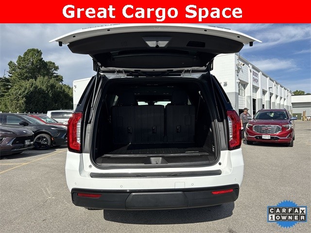 GMC Yukon XL Vehicle Full-screen Gallery Image 30