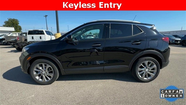 Buick Encore GX Vehicle Full-screen Gallery Image 06