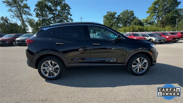 Buick Encore GX Vehicle Full-screen Gallery Image 11